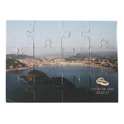 Detalle de Puzzle personalizado para invitación de 12 piezas