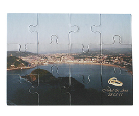 Detalle de Puzzle personalizado para invitación de 12 piezas
