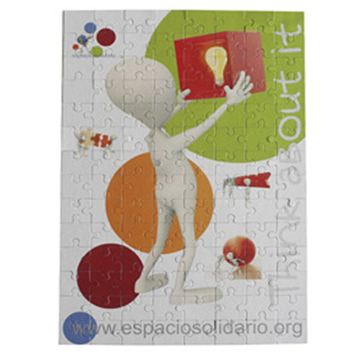 Detalle de Puzzle personalizado para invitación de 112 piezas